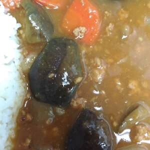 茄子をたっぷり使った夏野菜カレー